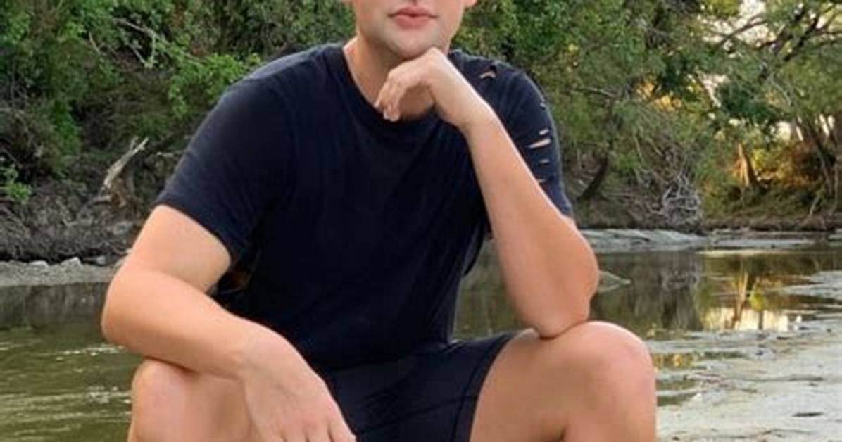 Alx James Height, Weight, Age, Boyfriend, Family, Facts, Biography