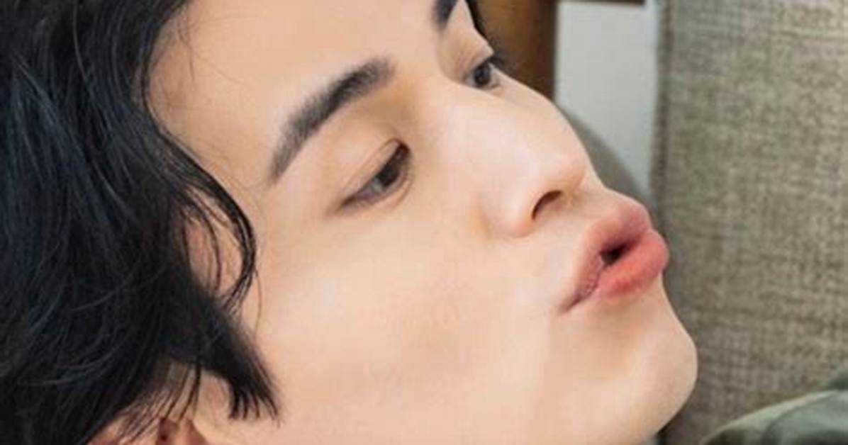 An Intimate Glimpse into Lee Dong Wook's Family Roots