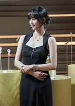 Unveiling the Alluring Kim So Hyun Body: a Closer Look