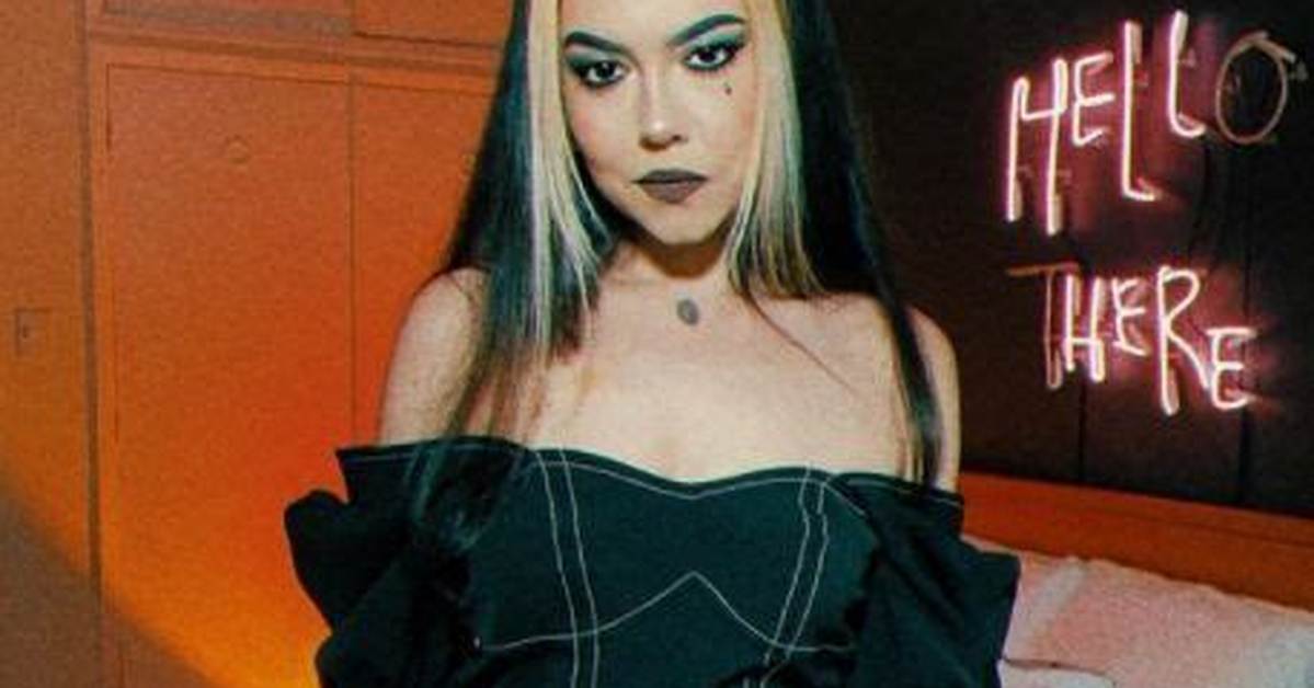 Violet Orlandi Height, Weight, Net Worth, Age, Birthday, Wikipedia, Who, Nationality, Biography